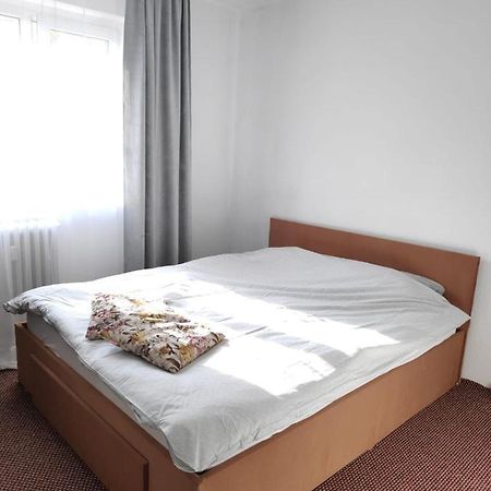 雅西Sleepandgo公寓 外观 照片